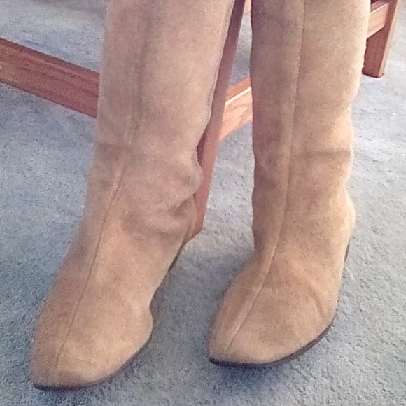 Vintage Boho Suede Boots with Fringe; Size 8.5 M - Picture 3 of 6